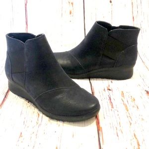 Clarks Cloudstepper Ankle Boots